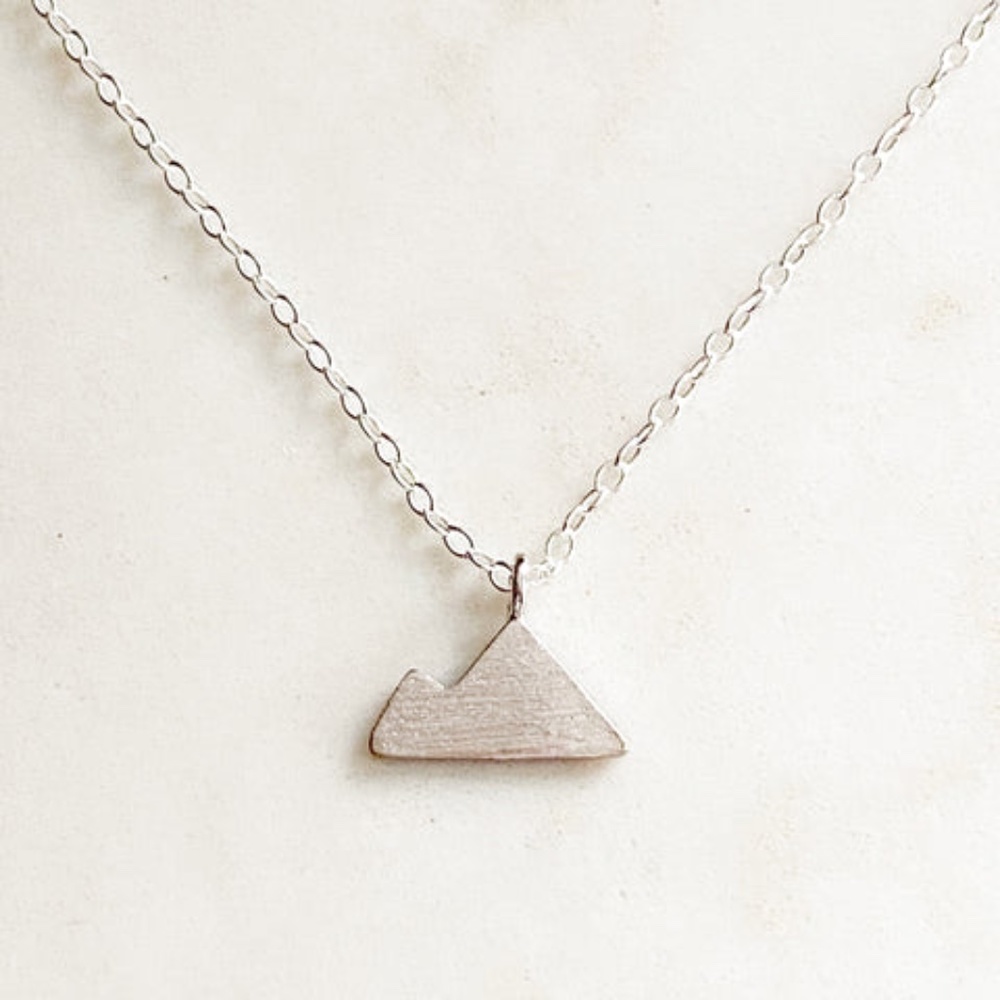 NEW Steel Daisy Mountain Sterling Silver Mountain Necklace